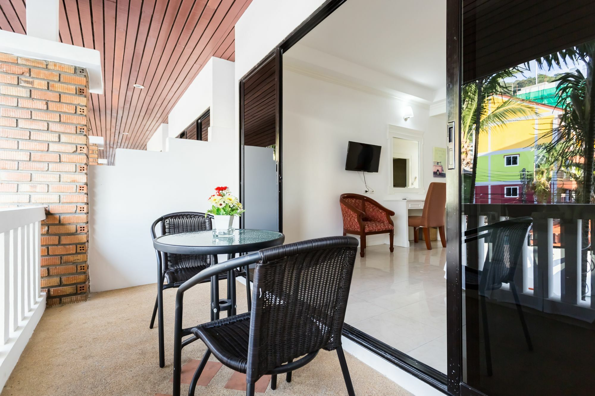 Etk Patong Resort Kültér fotó