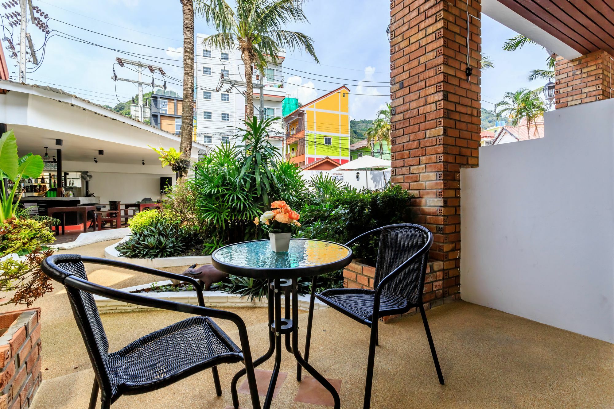 Etk Patong Resort Kültér fotó